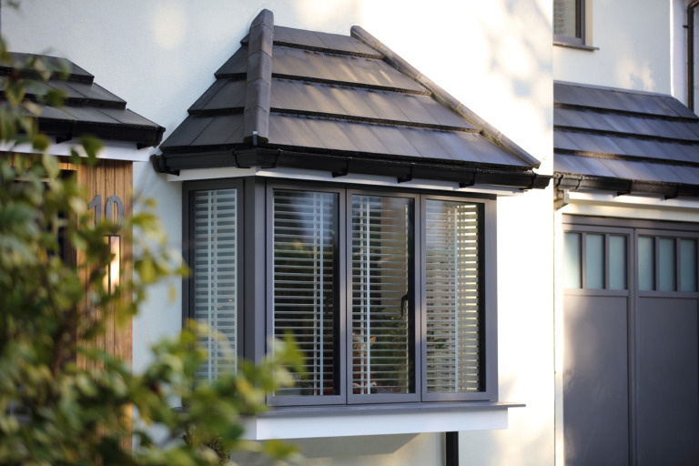 bay & bow window